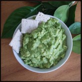 Super simple homemade guac